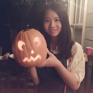 Meet your Posher, Yajing